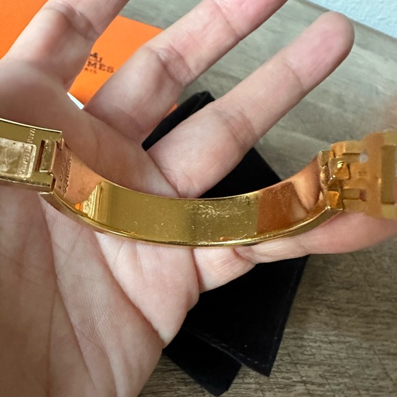 Authentic Hermes Clic Clac in White and Gold size Small - Picture 5 of 9